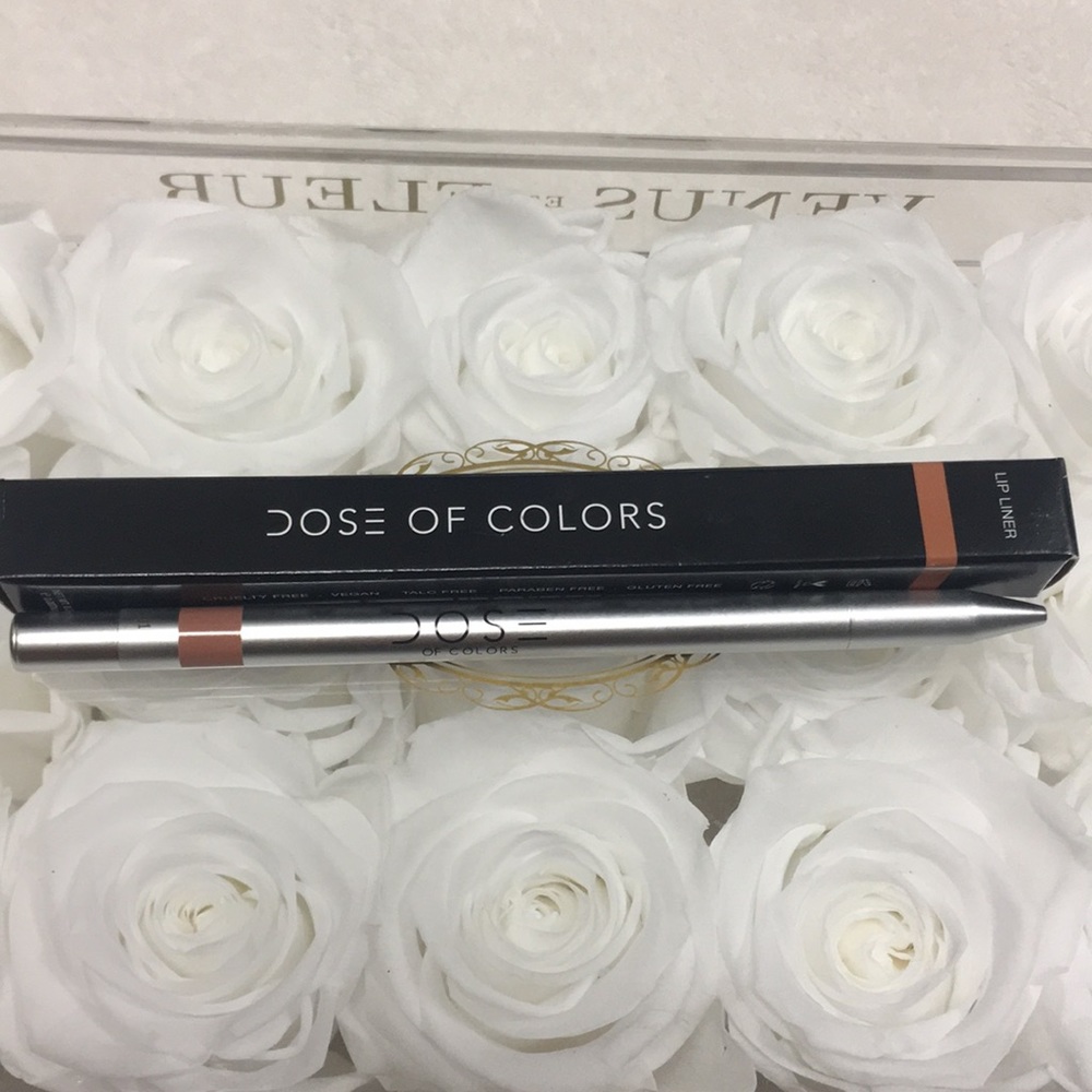 NEW Dose of colors lip liner in UNDRESSED